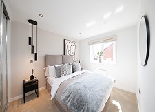 A light and comfortable double bedroom